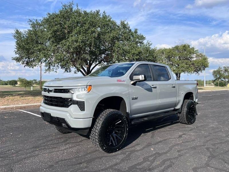 Chevrolet Silverado 1500 RST Crew Cab 4WD 2024