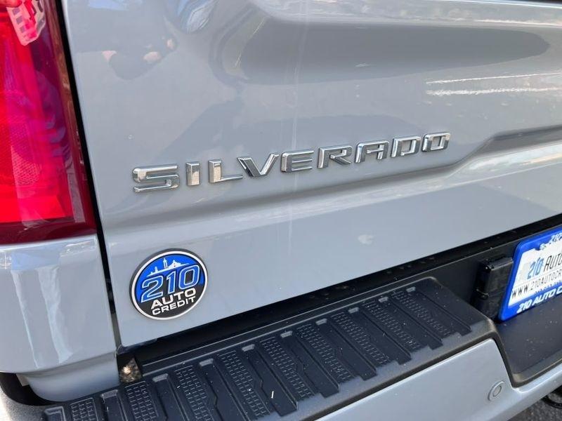 Chevrolet Silverado 1500 RST Crew Cab 4WD 2024