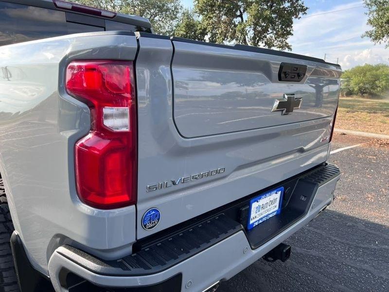 Chevrolet Silverado 1500 RST Crew Cab 4WD 2024
