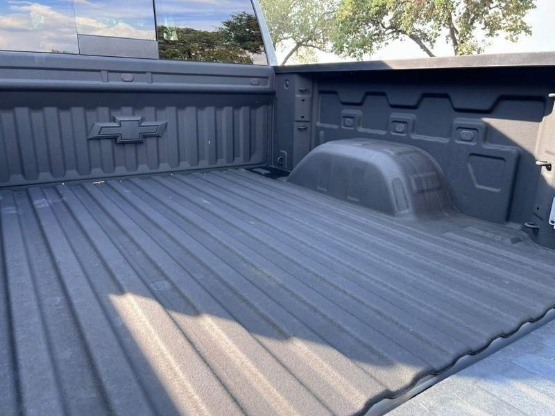 Chevrolet Silverado 1500 RST Crew Cab 4WD 2024