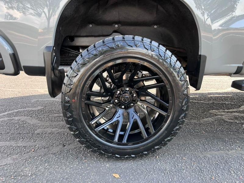 Chevrolet Silverado 1500 RST Crew Cab 4WD 2024