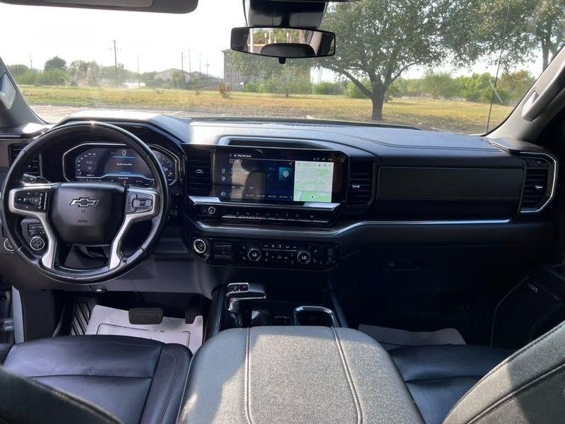 Chevrolet Silverado 1500 RST Crew Cab 4WD 2024