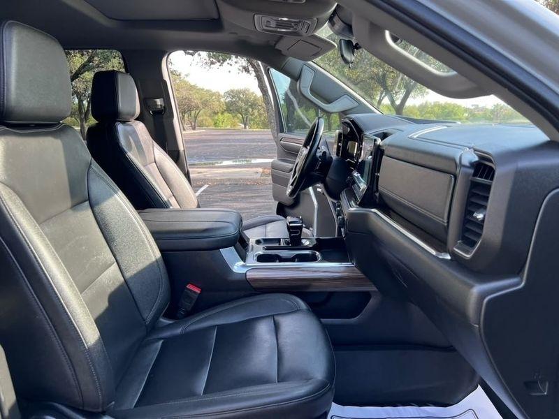 Chevrolet Silverado 1500 RST Crew Cab 4WD 2024
