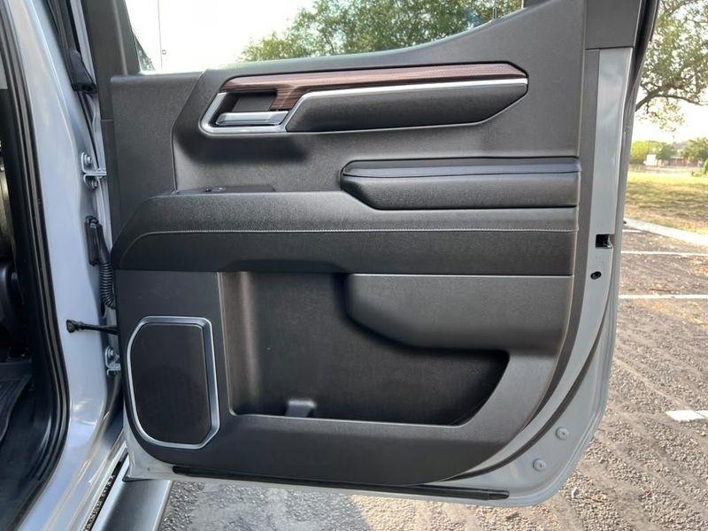 Chevrolet Silverado 1500 RST Crew Cab 4WD 2024