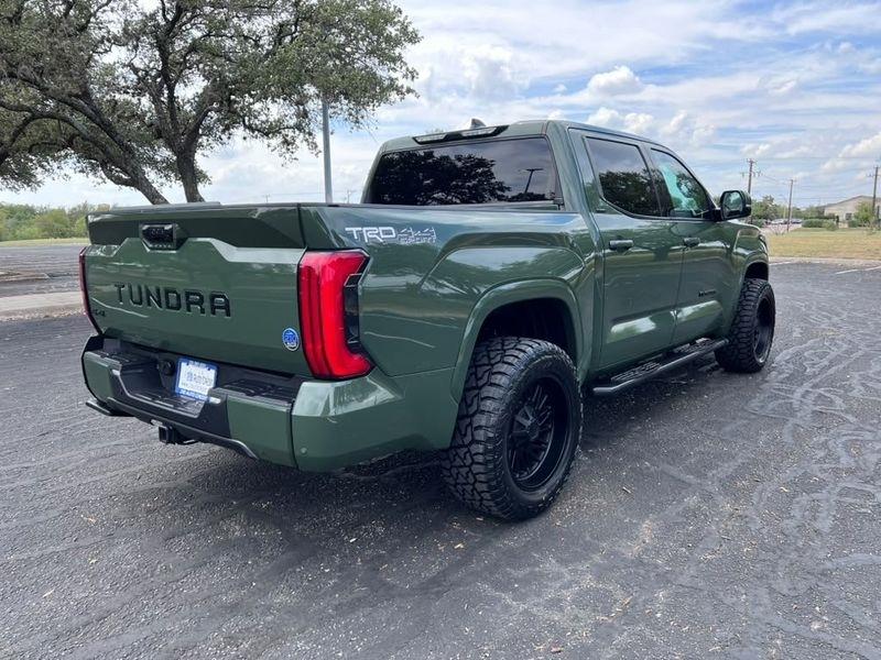 Toyota Tundra SR5 CrewMax 4WD 2023