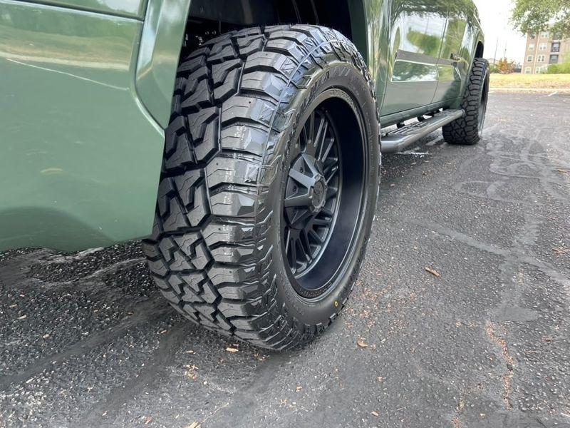 Toyota Tundra SR5 CrewMax 4WD 2023