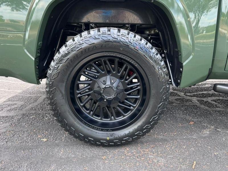 Toyota Tundra SR5 CrewMax 4WD 2023