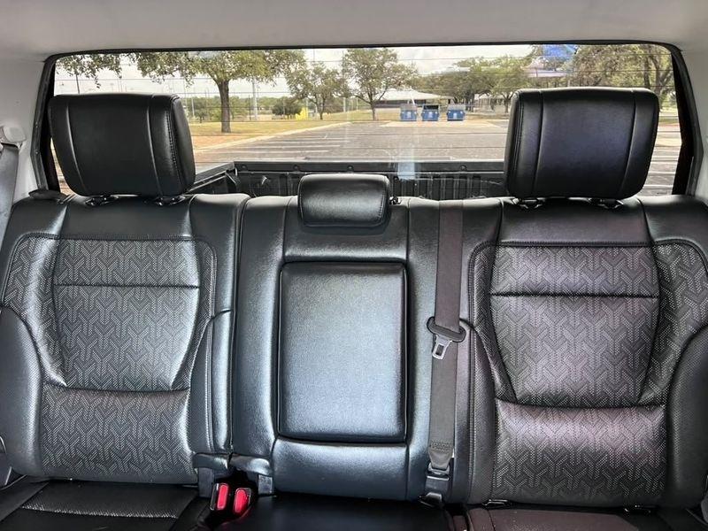 Toyota Tundra SR5 CrewMax 4WD 2023