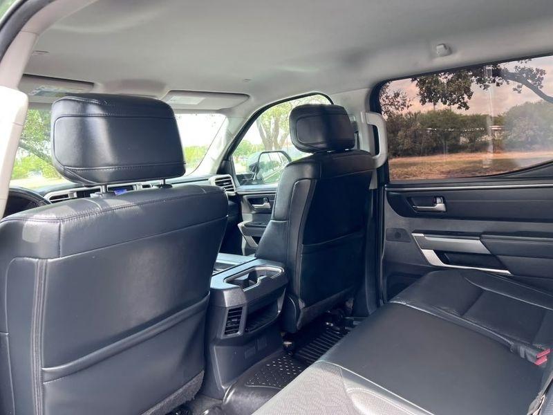 Toyota Tundra SR5 CrewMax 4WD 2023