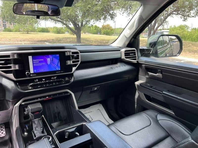 Toyota Tundra SR5 CrewMax 4WD 2023