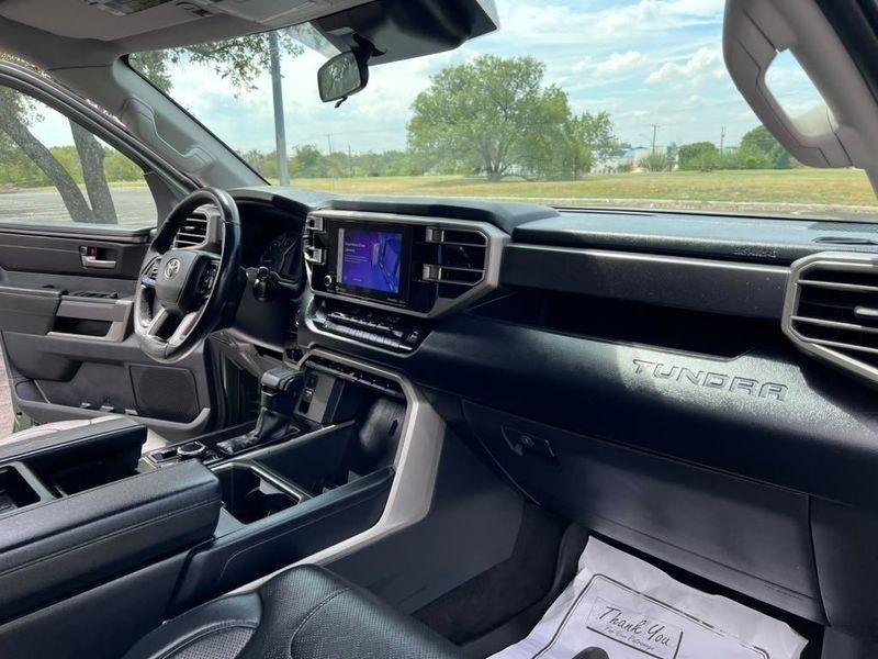 Toyota Tundra SR5 CrewMax 4WD 2023