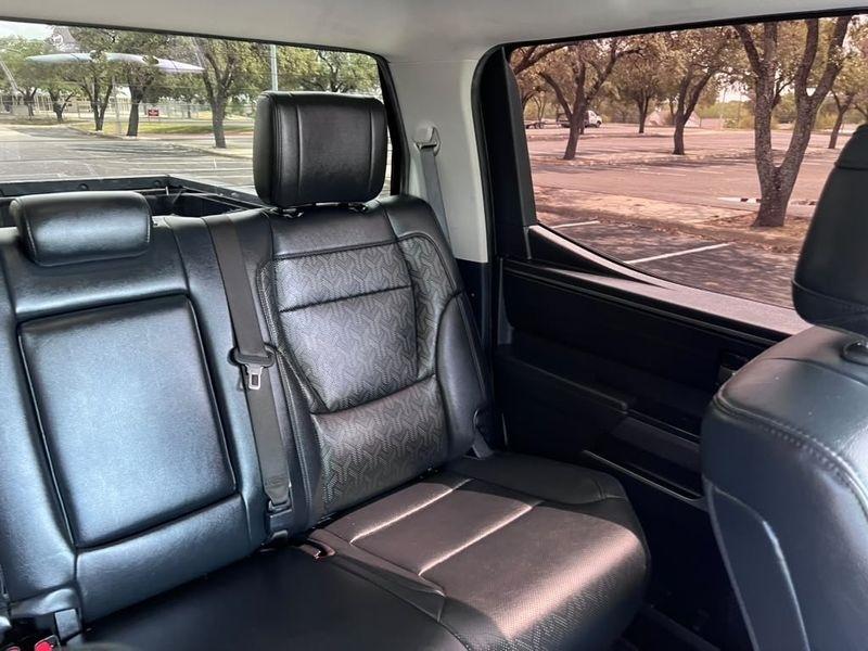 Toyota Tundra SR5 CrewMax 4WD 2023