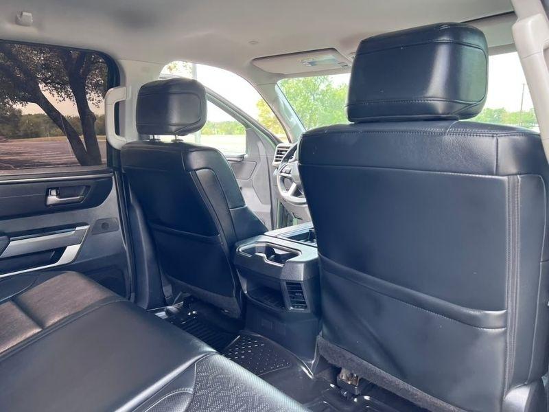 Toyota Tundra SR5 CrewMax 4WD 2023