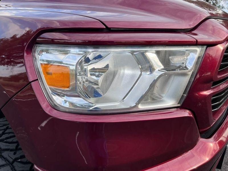 RAM 1500 Lone Star Crew Cab SB 4WD 2020