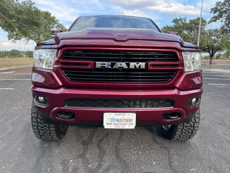 RAM 1500 Lone Star Crew Cab SB 4WD 2020