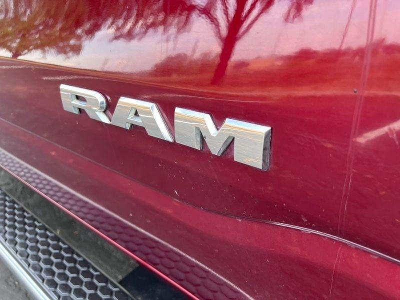 RAM 1500 Lone Star Crew Cab SB 4WD 2020