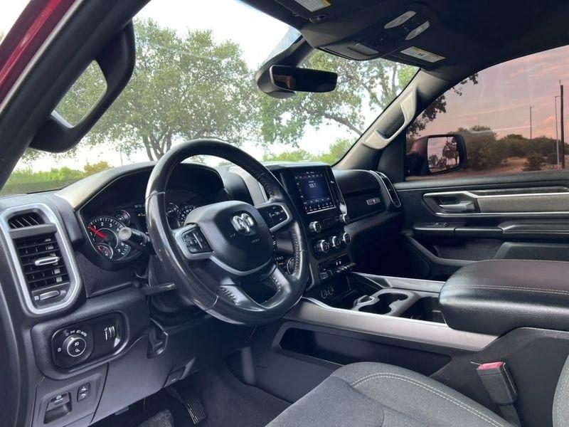 RAM 1500 Lone Star Crew Cab SB 4WD 2020