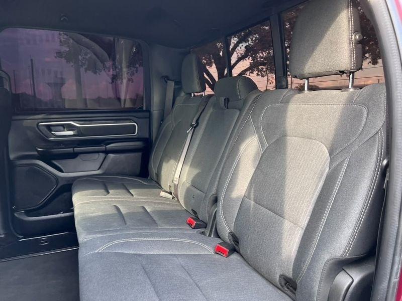 RAM 1500 Lone Star Crew Cab SB 4WD 2020