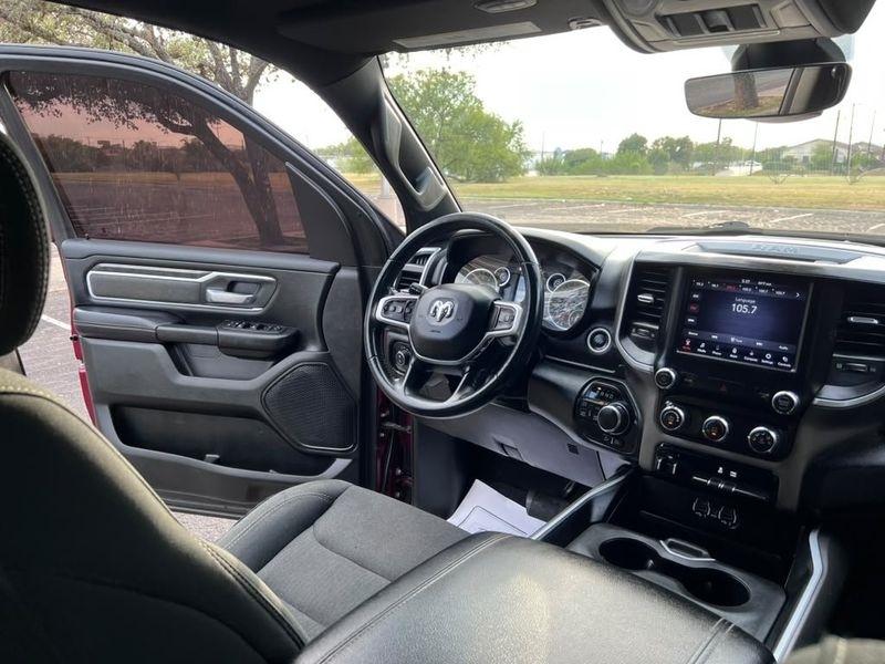 RAM 1500 Lone Star Crew Cab SB 4WD 2020