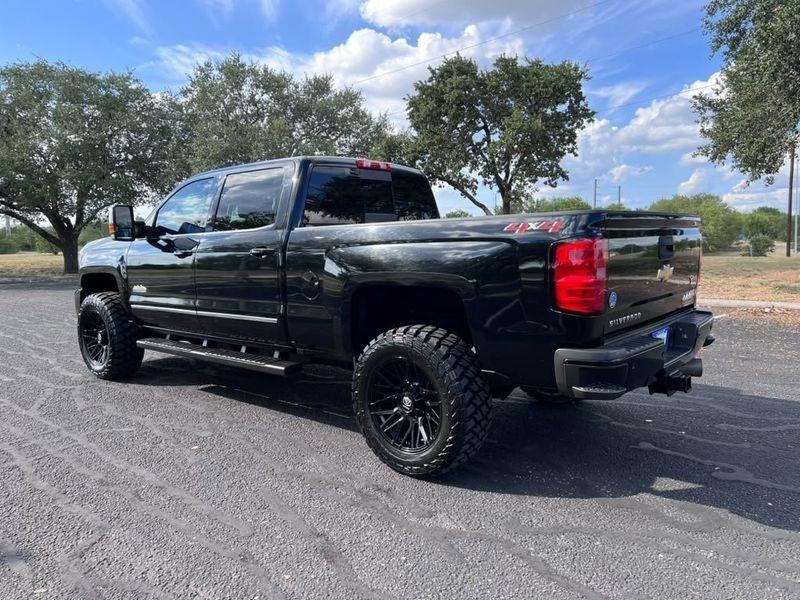 Chevrolet Silverado 3500HD LTZ Crew Cab 4WD 2018