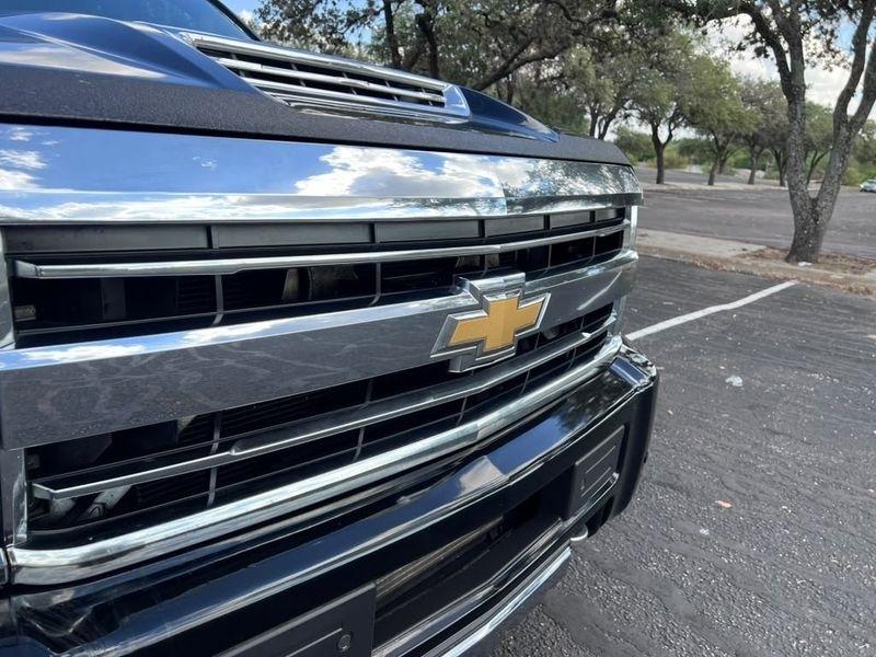 Chevrolet Silverado 3500HD LTZ Crew Cab 4WD 2018