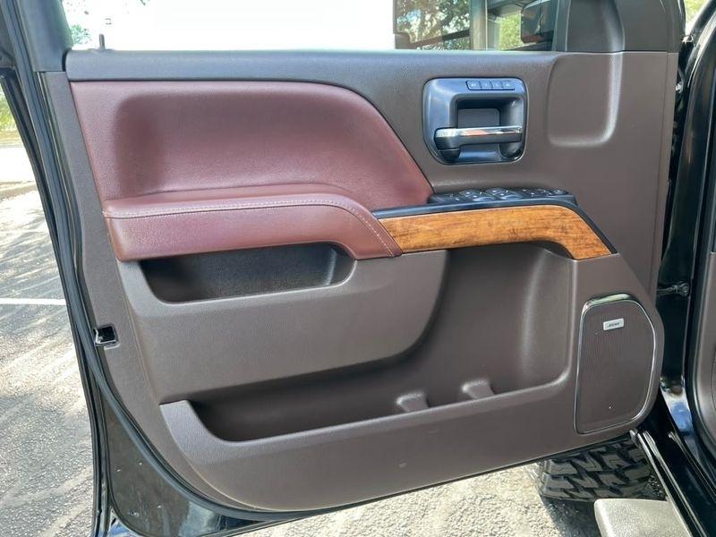 Chevrolet Silverado 3500HD LTZ Crew Cab 4WD 2018