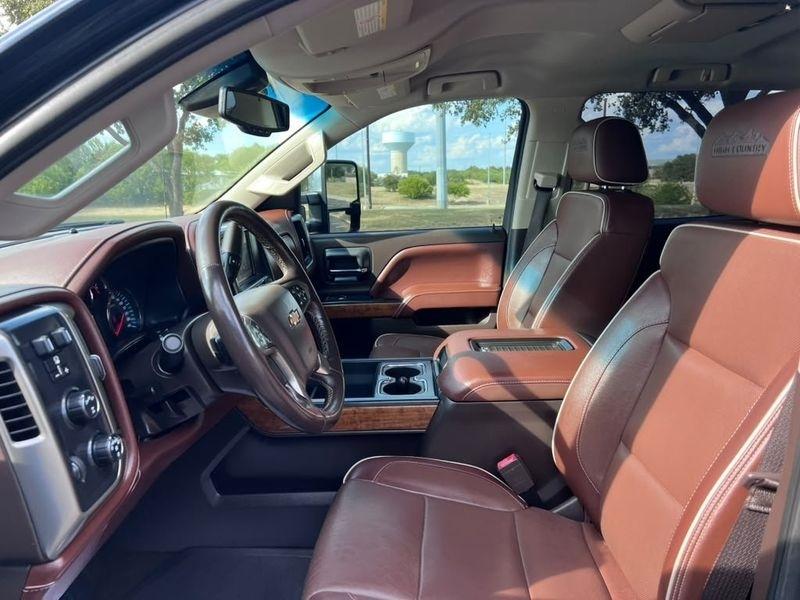 Chevrolet Silverado 3500HD LTZ Crew Cab 4WD 2018