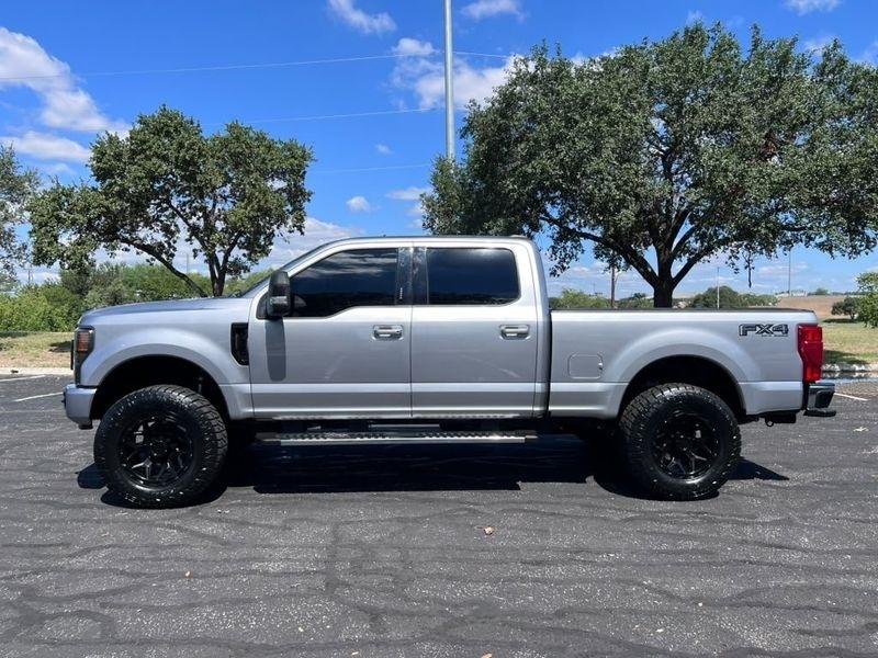 Ford F-250 SD Lariat Crew Cab 4WD 2020