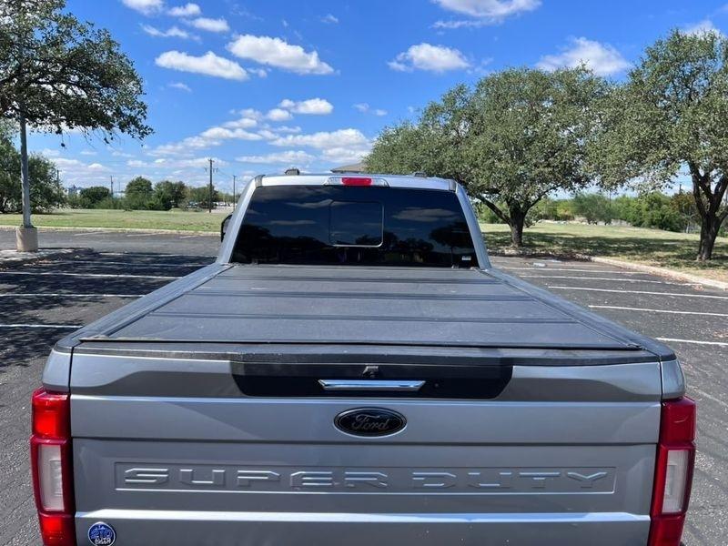 Ford F-250 SD Lariat Crew Cab 4WD 2020