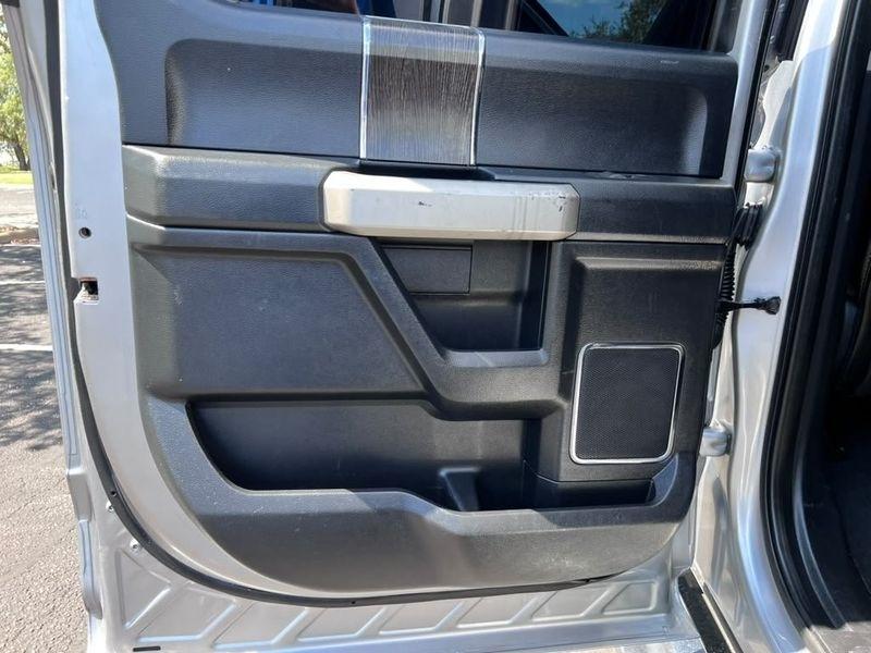 Ford F-250 SD Lariat Crew Cab 4WD 2020