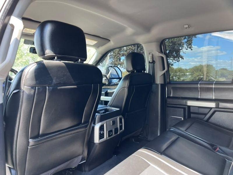 Ford F-250 SD Lariat Crew Cab 4WD 2020