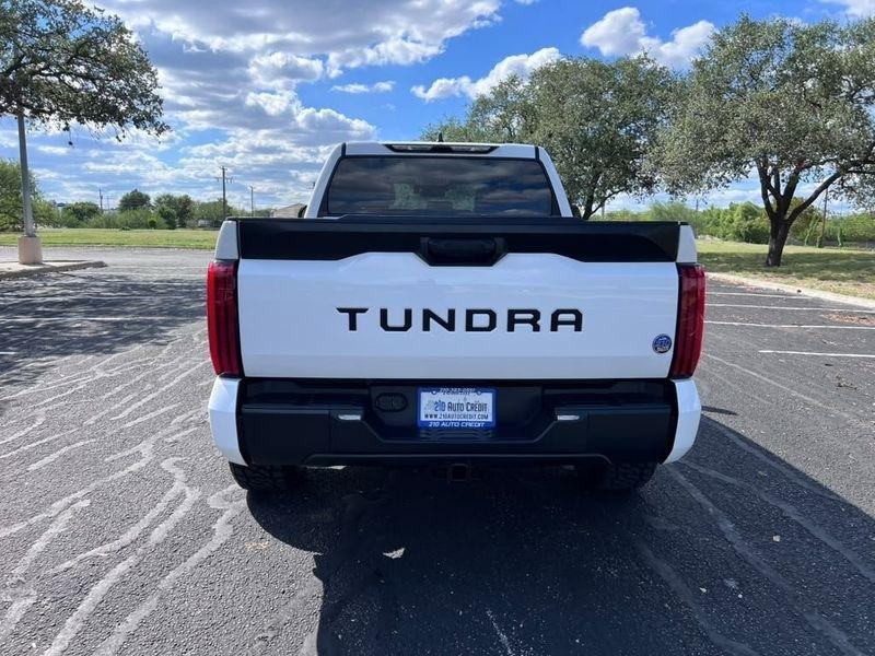 Toyota Tundra SR CrewMax 2WD 2024