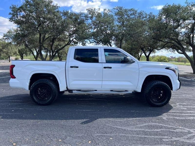 Toyota Tundra SR CrewMax 2WD 2024