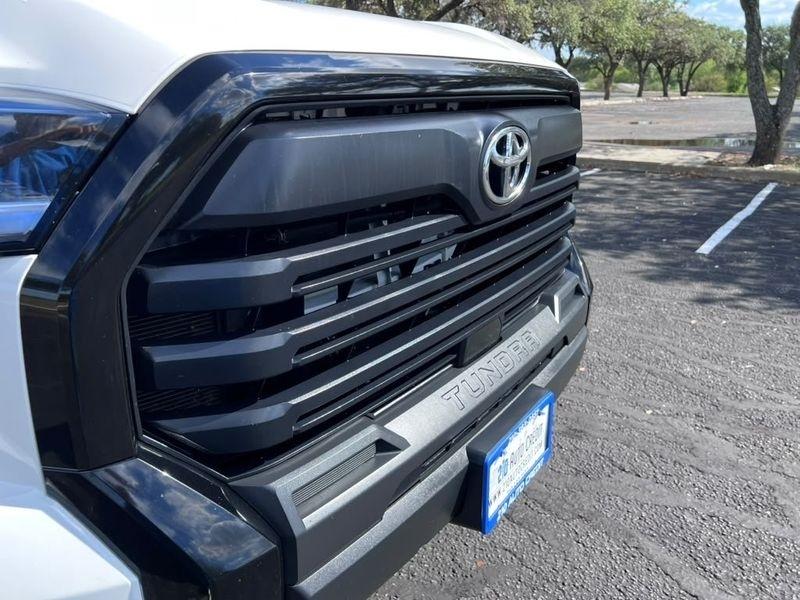 Toyota Tundra SR CrewMax 2WD 2024
