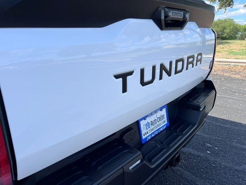 Toyota Tundra SR CrewMax 2WD 2024