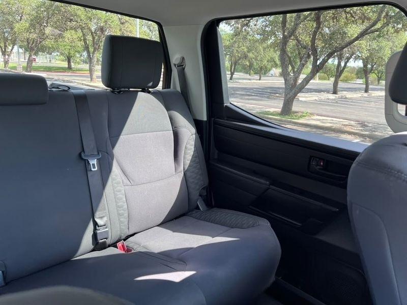 Toyota Tundra SR CrewMax 2WD 2024