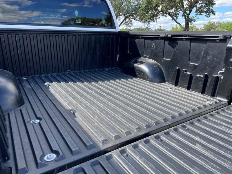 Toyota Tundra SR CrewMax 2WD 2024