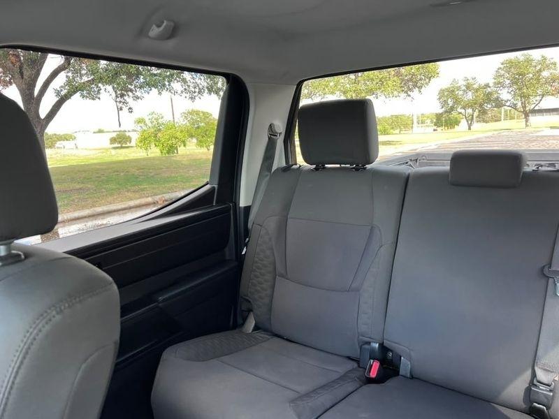 Toyota Tundra SR CrewMax 2WD 2024