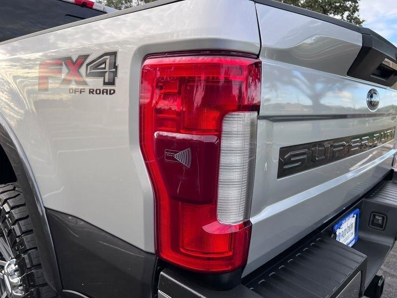 Ford F-250 SD Lariat Crew Cab 4WD 2019