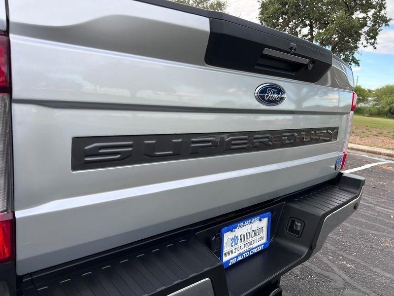 Ford F-250 SD Lariat Crew Cab 4WD 2019