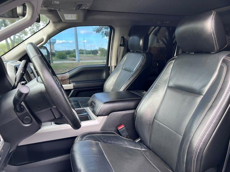 Ford F-250 SD Lariat Crew Cab 4WD 2019