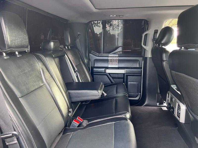 Ford F-250 SD Lariat Crew Cab 4WD 2019