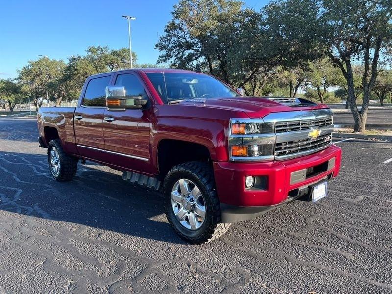 Chevrolet Silverado 2500HD LTZ Crew Cab Long Box 4WD 2019
