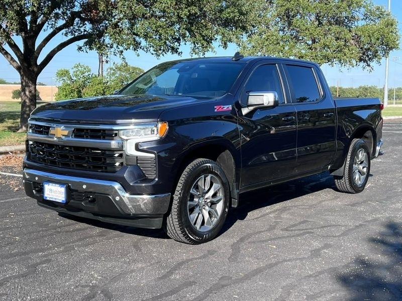 Chevrolet Silverado 1500 LT Crew Cab 4WD 2024