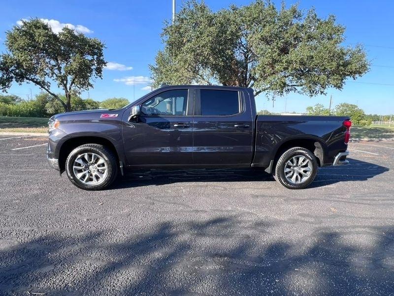 Chevrolet Silverado 1500 LT Crew Cab 4WD 2024