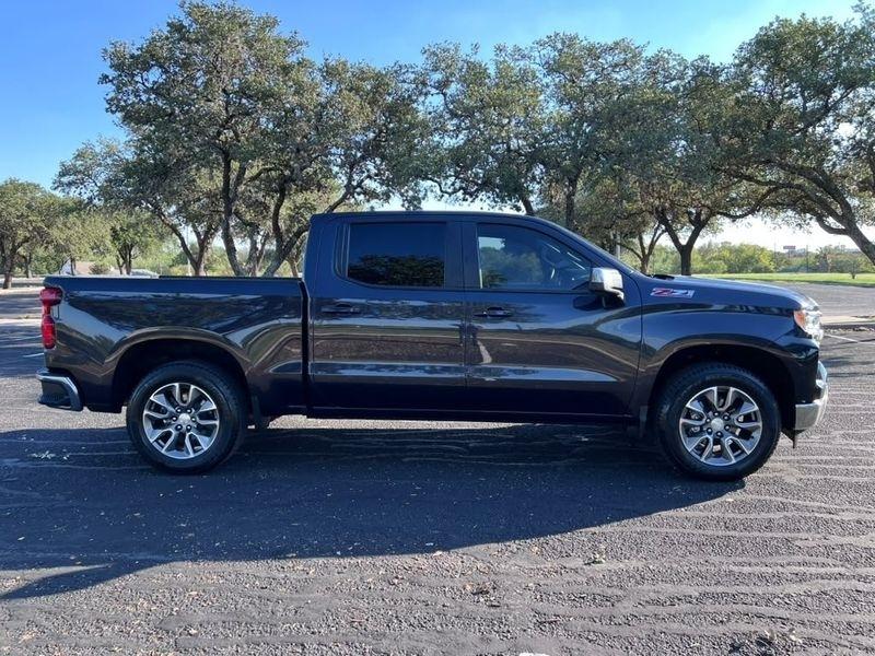 Chevrolet Silverado 1500 LT Crew Cab 4WD 2024