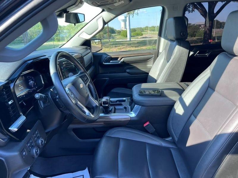 Chevrolet Silverado 1500 LT Crew Cab 4WD 2024