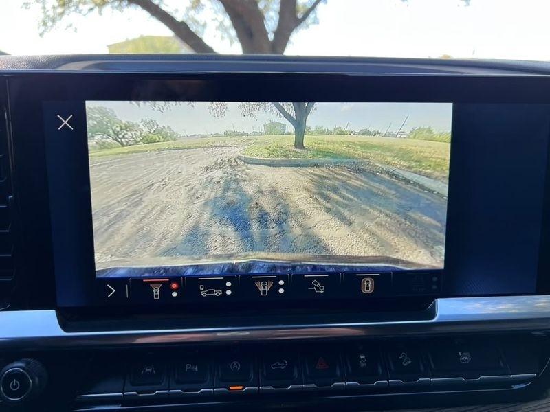 Chevrolet Silverado 1500 LT Crew Cab 4WD 2024