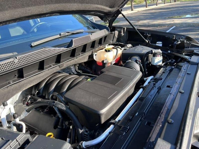 Chevrolet Silverado 1500 LT Crew Cab 4WD 2024