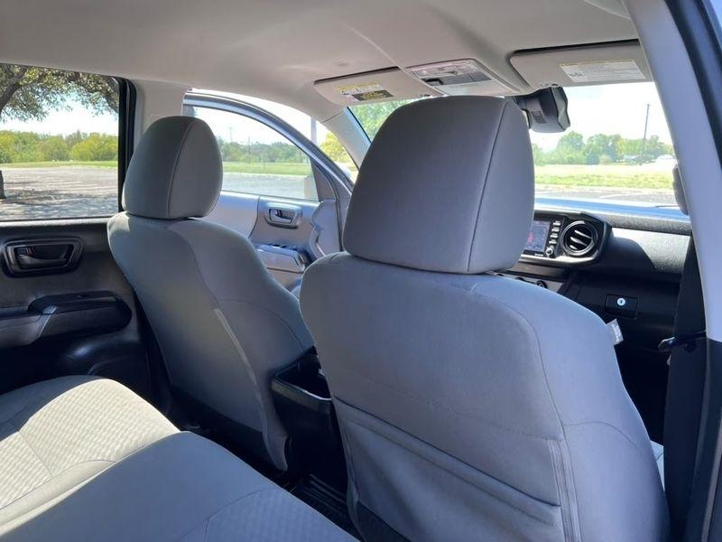 Toyota Tacoma SR5 Double Cab Long Bed I4 6AT 2WD 2020